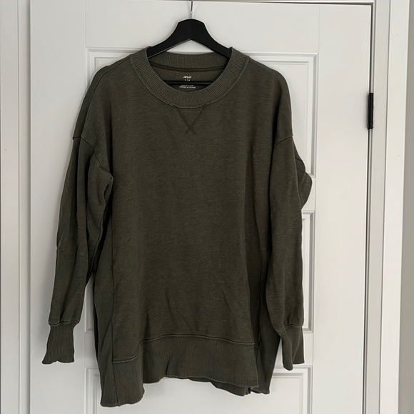 AERIE Oversized Sweater - Picture 1 of 2
